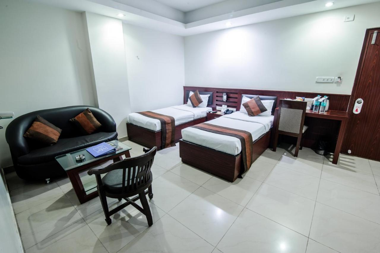 Hotel Avn Grand 兰契 外观 照片