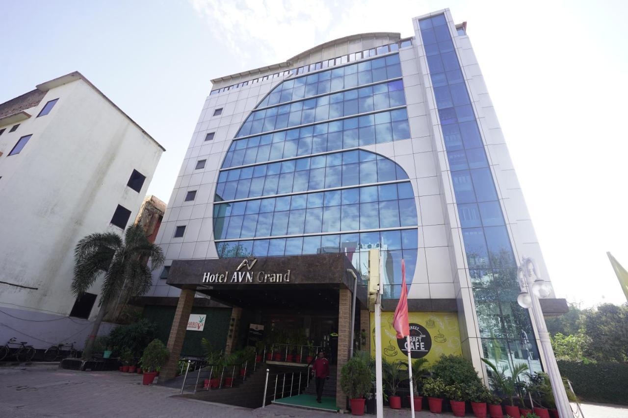 Hotel Avn Grand 兰契 外观 照片